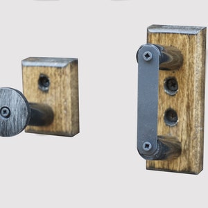 Horizontal Wall Mount for a Musket Rifle with A Security Bracket, Aged (Made in The USA)
