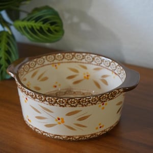 Temp-tations by Tara Old World Brown casserole dish/1.75 quart
