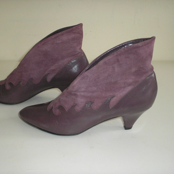 vintage PURPLE SUEDE AND PATENT booties size 6.5
