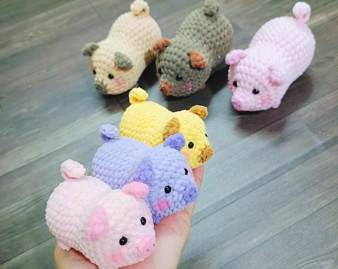 No Sew Crochet Pig Pattern: Amigurumi Keychain (US Terms) (PDF Pattern)