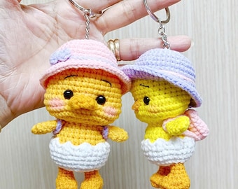 かぎ針編みのアヒルの子とひよこのキーホルダーのパターン：あみぐるみ
