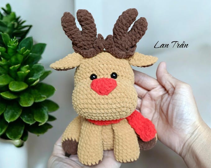 Christmas Amigurumi Crochet Pattern: reindeer plush toy (US Terms) (PDF Pattern)