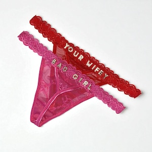 String à lettres dorées, culottes personnalisées, lingerie personnalisée, cadeau sexy pour elle, string en dentelle avec texte, culottes personnalisées