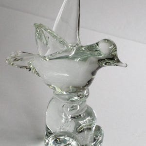 Clear Art Glass Seagull Bird Figurine on Rock Sculpture Paperweight Controlled Bubbles