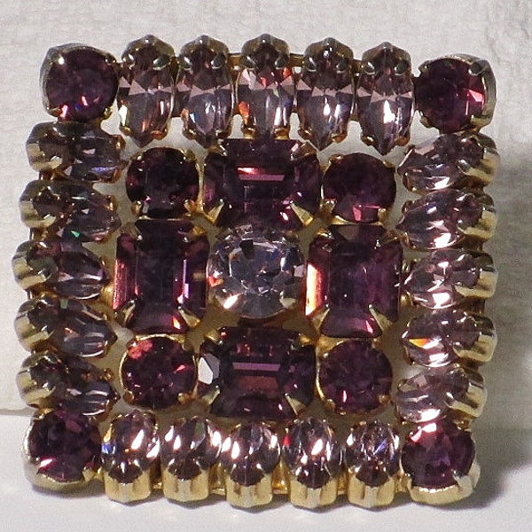 La Rel Brooch Purple Amethyst Color Rhinestone Pin VTG marked