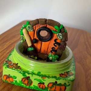 CLEARANCE Halloween Spooky Cute Witch&#39;s Miniature Fairy Door Scene