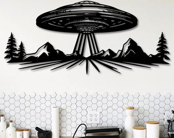 UFO Metal Wall Art: Sci-Fi Alien Abduction Sign