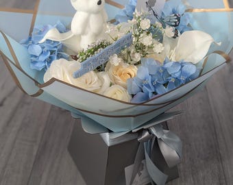 Handtied Bouquet Silk Flowers Blue/Cream Baby Boy - Gift Hamper