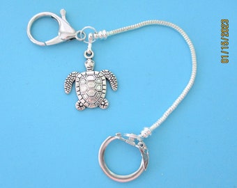 Purse, Bag,Backpack & More Key Finder Keychain, Key Ring.  New. Chain with Cute Turtle Charm.