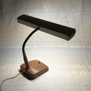 Industrial Desk Lamp Vintage 1960s Industrial Fluorescent Gooseneck Table Lamp With Tube In Working Condition