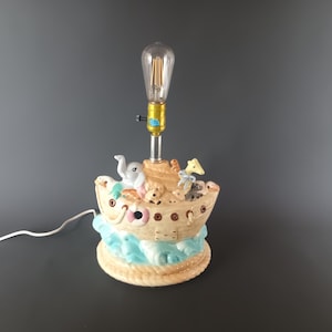Noah&#39;s Ark TV Lamp Biblical Theme For Children Illuminated Windows Three Way Switch Ceramic