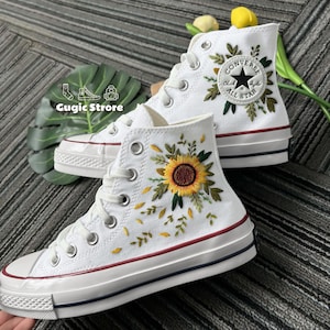 Benutzerdefinierte Sonnenblume converse, Sonnenblumen bestickte Schuhe, personalisierte Blumen Sneakers, Chuck Taylor 1970er Jahre, Hochzeits-Converse Hi Tops