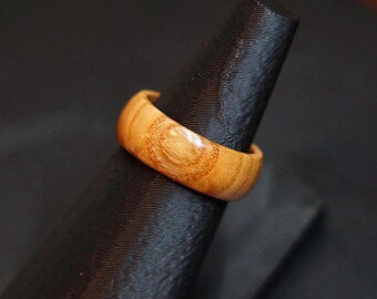Anillo de madera de roble (talla 8 EE. UU.) - Hecho a mano - Duradero - Hipoalergénico - Alianza de boda/compromiso