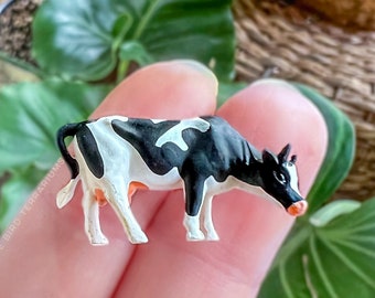 Terrarium Garden Miniatures: Teeny Tiny Cow Figurine