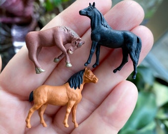 Miniature Horse Figurine Set - Tiny Enchanted Fairy Garden Horses, Terrarium Decor Animals, Under 1 Inch, Collectible Mini Horse Statues