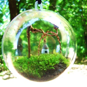 The Secret Garden Moss Terrarium Globe image 2