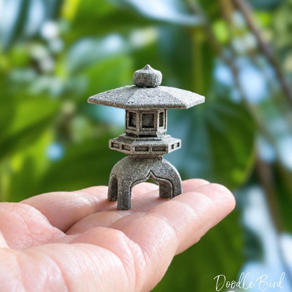Une statue pagode miniature - Décoration de jardin japonais pour terrariums, plantes d'intérieur et bonsaï - 6 styles