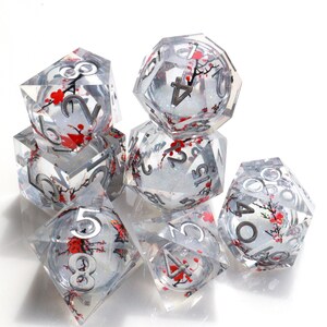 Rpg MTG Table Games, Quicksand Handmade Resin Dice, 7-Die DND Dice set Dice with Flowers, Sharp Edge Polyhedral Dice, Liquid Core Resin DND