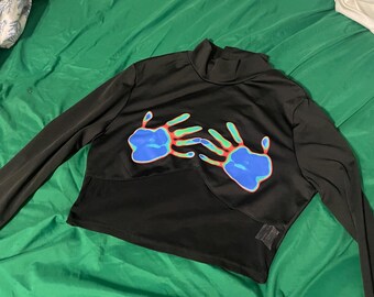 size M, thermal long sleeve crop top