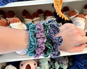 Coletero de terciopelo, lazo para el pelo de crochet hecho a mano