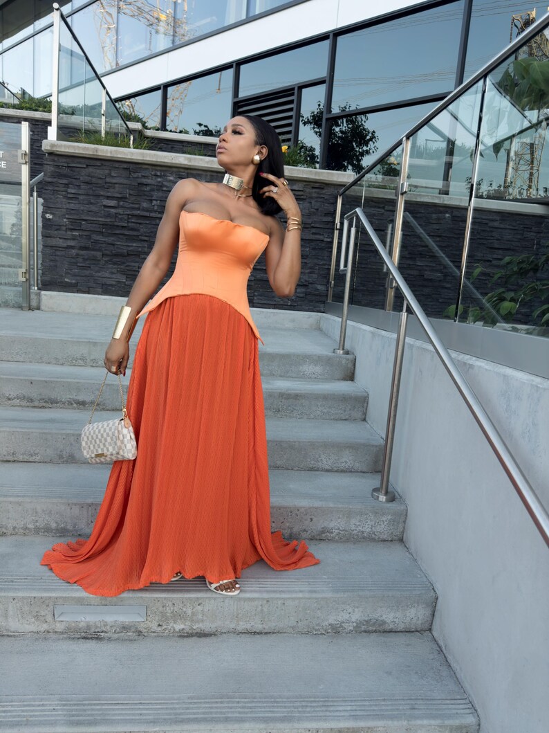 Two-Piece Set with Lace-Up Corset Top and High-Waisted Flared Skirt - Green main image 1