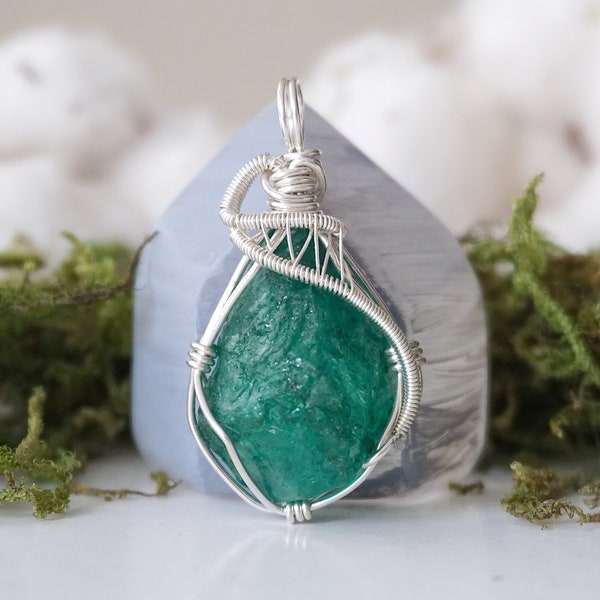 Emerald Necklace Silver, Raw Emerald Necklace, Natural Emerald Pendant, May Birthstone Necklace, Gift for Wife