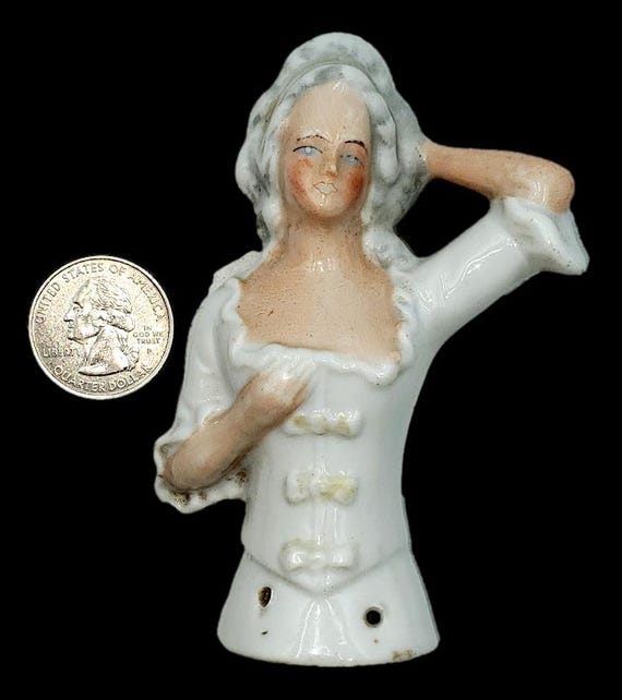 アンティークドイツ製磁器製ハーフドール：ピンクッショントッパー、型