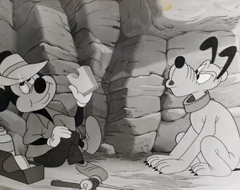 Foto stampa di Topolino della Disney del 1953, tratta da "Le cose semplici".