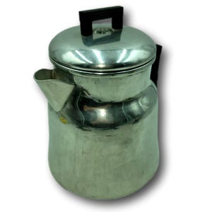 Vintage Wear-Ever No. 3016 Aluminum Coffee Percolator with Bakelite Handle & Lid, 6 Cup USA