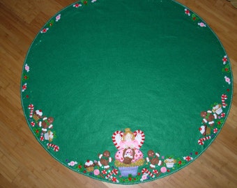Hand Sewn Felt Christmas Tree Skirt: Cupcake Angel, 43" Round