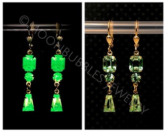 Vintage Uranium Glass rhinestone earrings crystal peridot glows ultraviolet black light Vaseline glass jewelry plus mini uv light