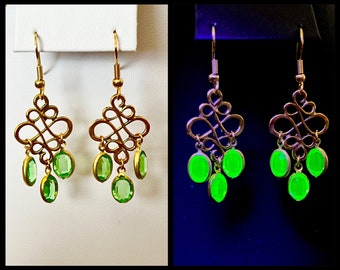 Vintage Uranium Glass gems set in swirly flourish statement earrings | Vaseline glass green  uranium glass earrings gold tone free uv light