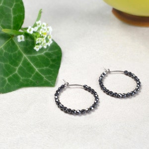 Pure titanium hoop earrings with hematite beads -  Hypoallergenic small hoop earrings for sensitive ears, nickel free, 2cm
