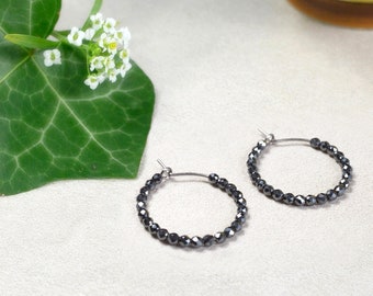 Pure titanium hoop earrings with hematite beads -  Hypoallergenic small hoop earrings for sensitive ears, nickel free, 2cm