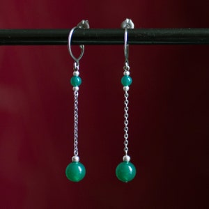 Titanium drop earrings with green agate beads - pure titanium handmade closures  - hypoallergenic earrings for sensitive ears