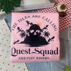 Quest Squad Embroidered Sweatshirt, Fourth Wing Shirt, Basgiath War College, Dragon Rider, Onyx Storm, Bookish Gift ESH4122.DT-EBH036