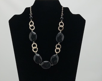 Black Beaded Statement Necklace: Chunky Gemstone Style with Gold Rings