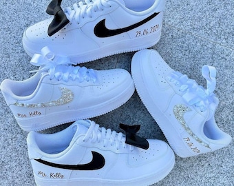 Mr and Mrs Wedding Sneakers Set – Personalized Bride and Groom Shoes – Custom Name & Date