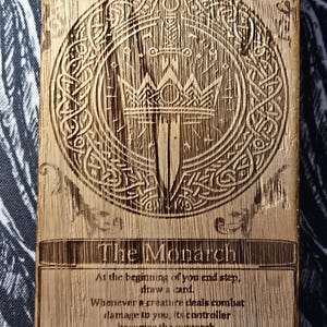 Monarch Token - Magic: The Gathering (MTG) - Custom Artwork - Commander - MTG Token-Free Shipping