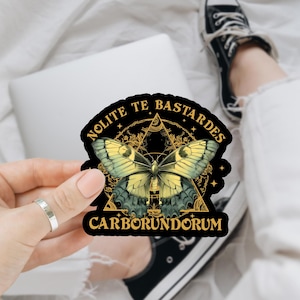 Nolite Te Bastardes Carborundorum Subtelna Feministyczna Naklejka, Wzmocnienie Kobiet, Inspirujące Cytaty, Motywujące Cytaty, Feministyczne Naklejki