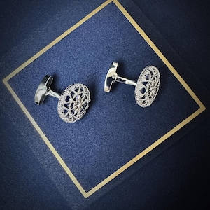 Gold-Plated Floral Cufflinks: Elegant Brass Business Jewelry