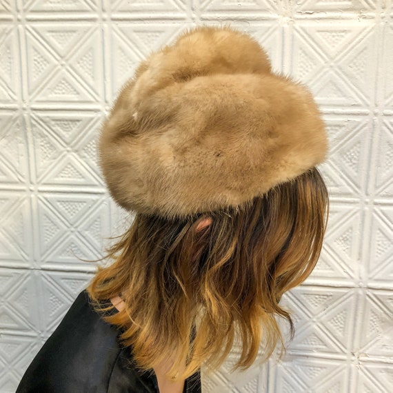 vintage blond mink hat / 60s fur hat / structural