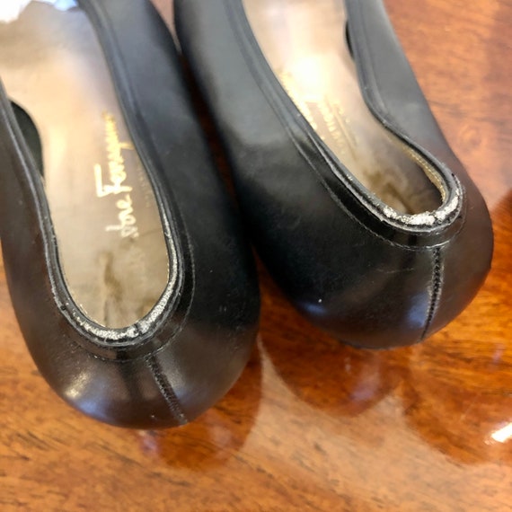 vintage Ferragamo shoes / black leather kitten he… - image 10