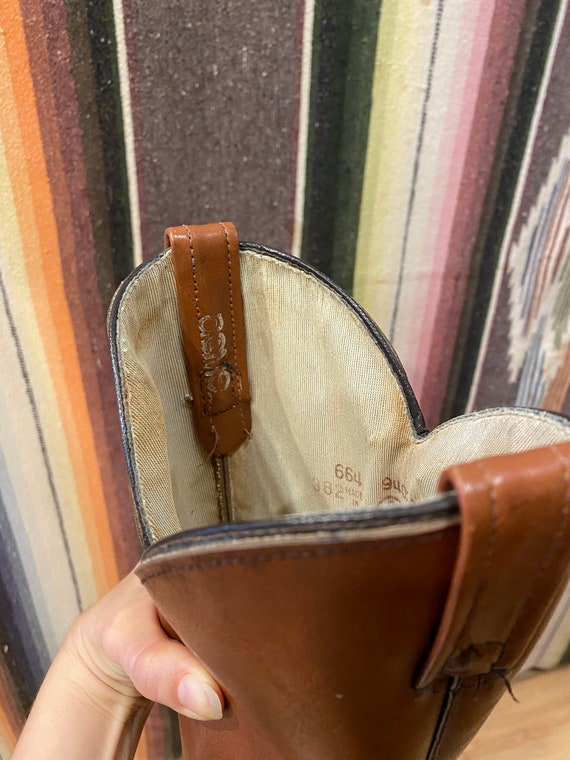 vintage chestnut brown leather cowboy boots / wes… - image 9