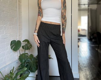 Pantalones anchos Y2K: pantalones de tiro bajo de lana a rayas vintage, pantalones acampanados