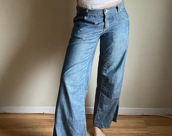 vintage y2k Banana Republic low rise wide leg flares / preppy chambray pants