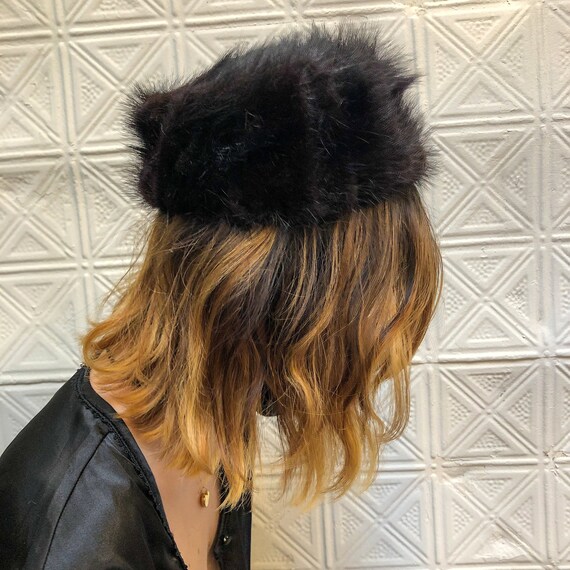 vintage fur pillbox hat / 60s mod fur winter hat