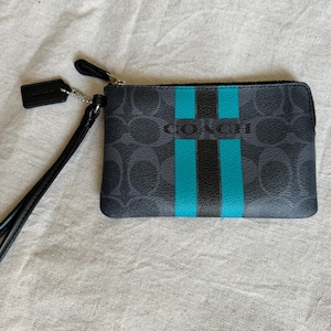 y2k Coach wristlet / 2000s leather Coach wallet with racing stripes