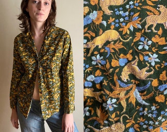 womens 50s cotton loop shirt / safari jungle animal print 1950s shirt / vintage leopard novelty print top