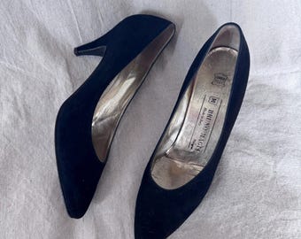 80s Bruno Magli black suede pumps / 1980s black stilettos